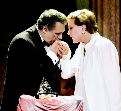 SOCIETY OF SINGERS HONORS JULIE ANDREWS - 4/25/01 - JULIE ANDREWS, CHRISTOPHER PLUMMER, ELMER BERNSTEIN, CAROL BURNETT, DICK VAN DYCK, MICHAEL FEINSTEIN, JAMES GARNER, ROBERT GOULET, CHARLOTTE CHURCH, AUDRA MCDONALD.